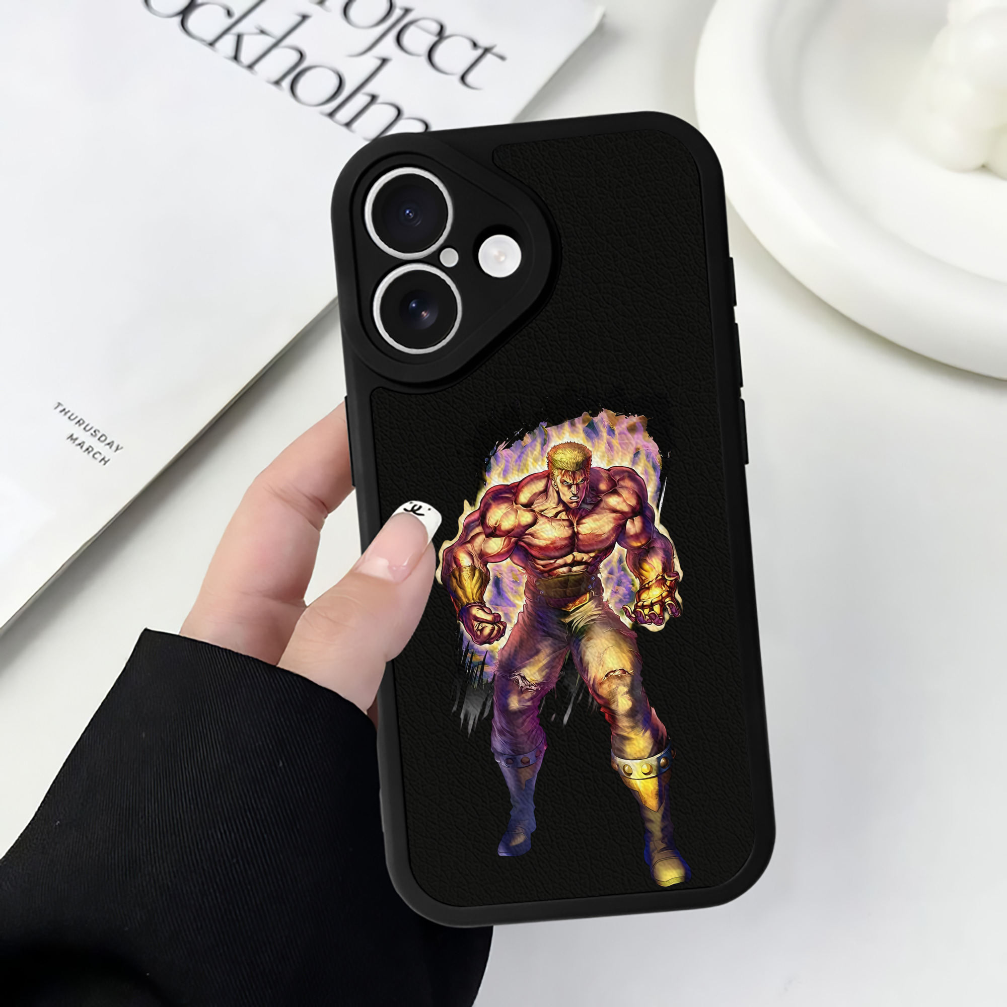 （画像用） 北斗の拳 Fist of the North Star 【iPhone 16シリーズ対応】シリコンスマホケース（レザー調） 材質：シリコン